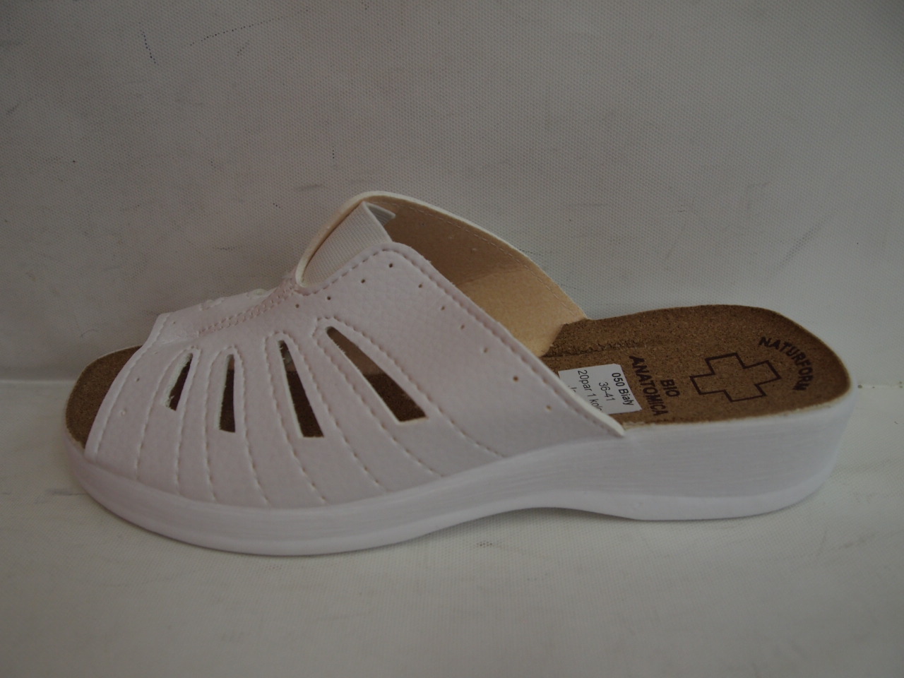 050 (SIZE 36/41 )