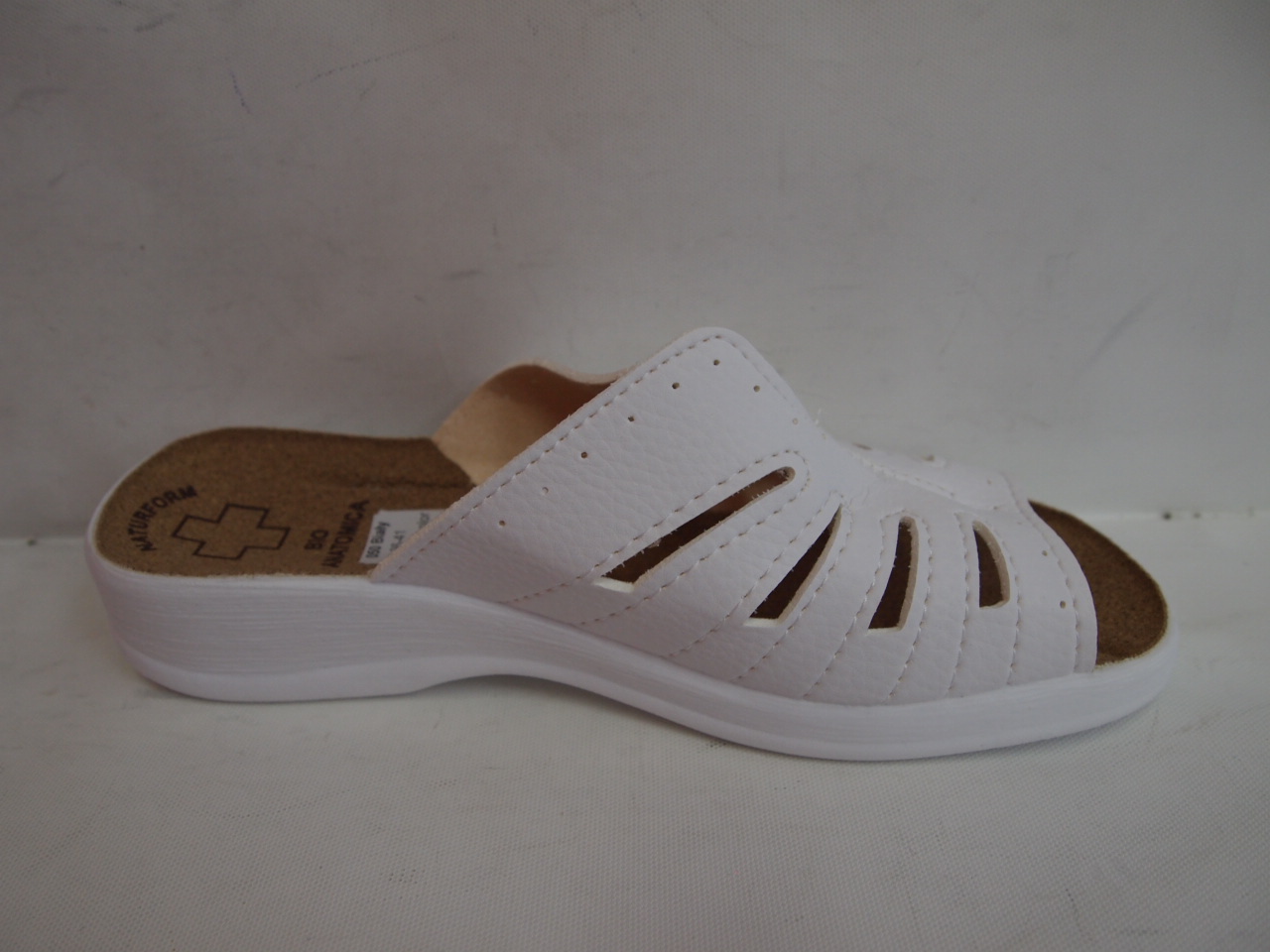 050 (SIZE 36/41 )