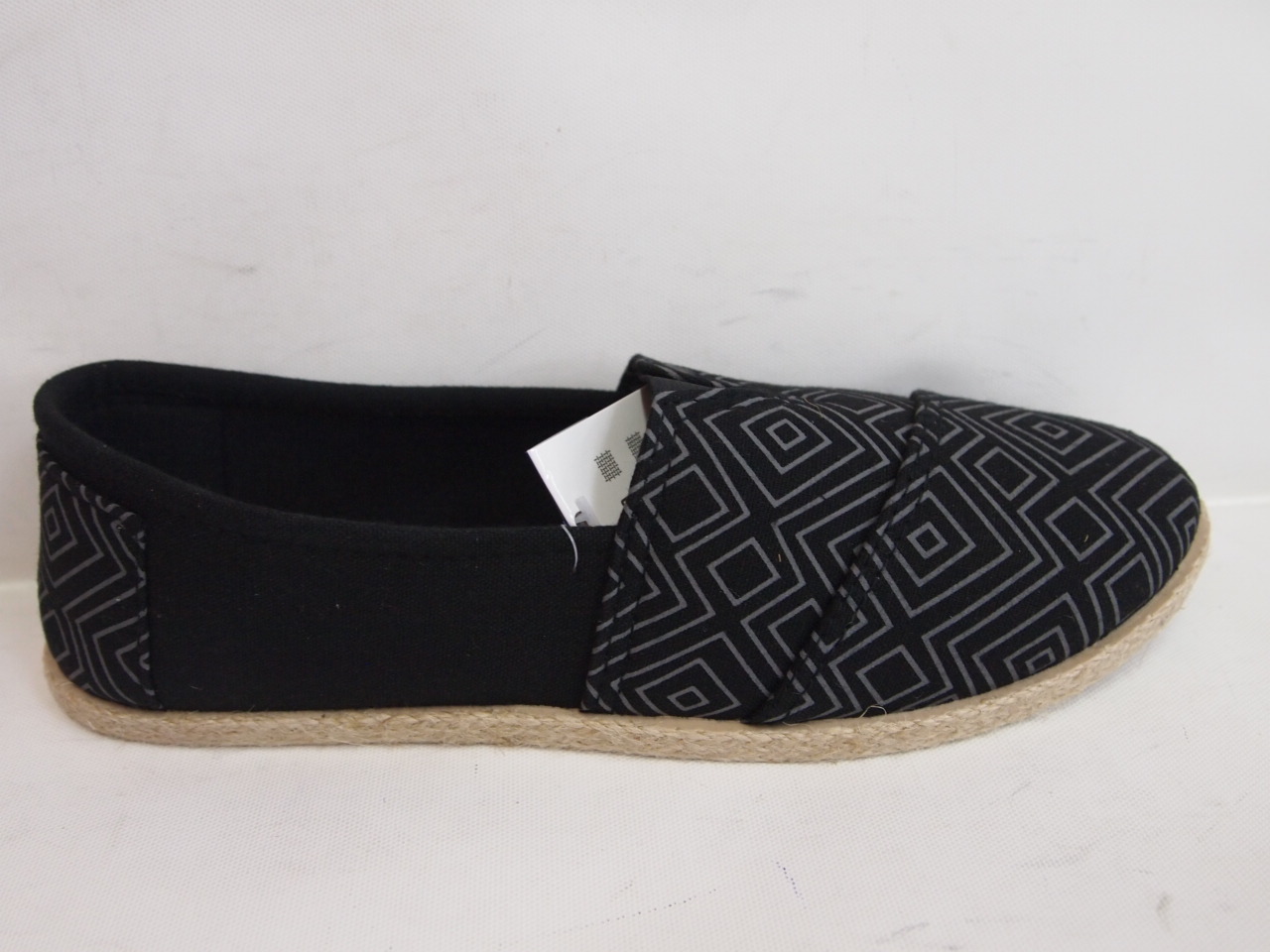 B211-2 ( SIZE 36/41 )