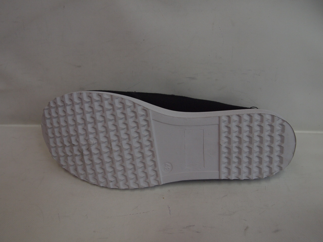 SCF121B ( SIZE 36/41 )