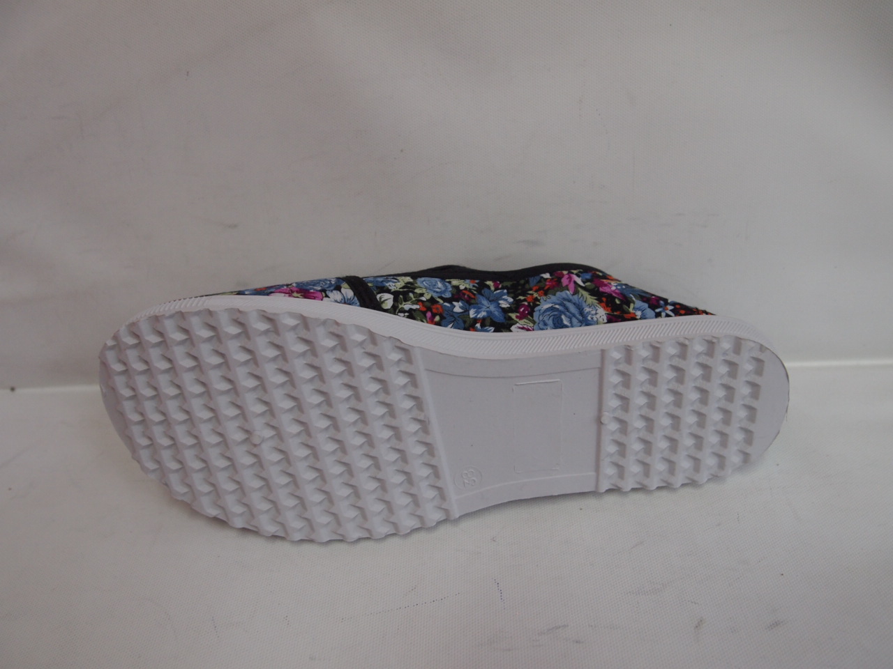 SCF122B ( SIZE 36/41 )