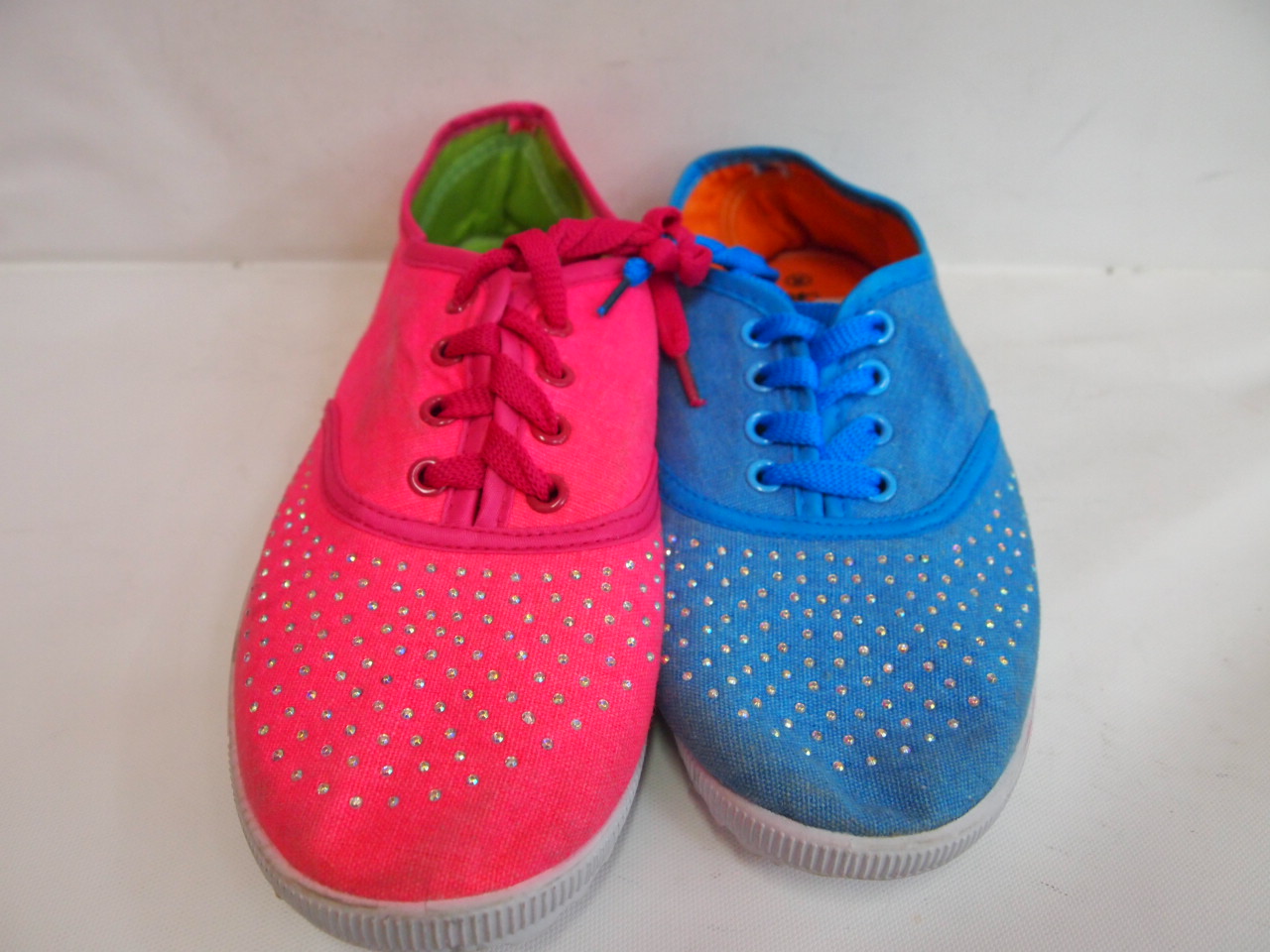 SCM104 ( SIZE 37/42 )