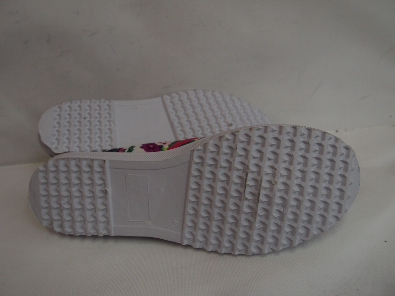 SCM117 ( SIZE 37/42 )