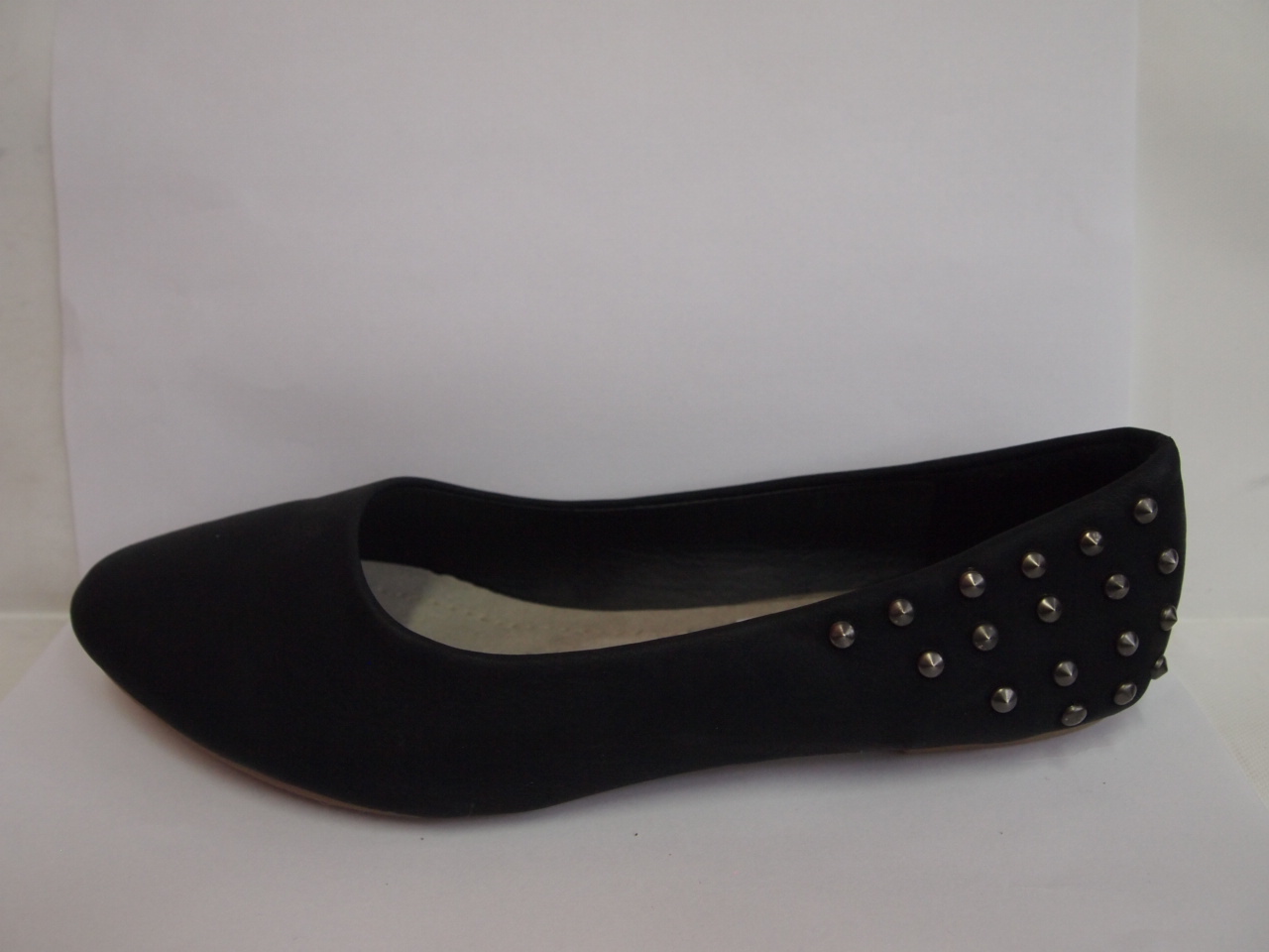 NF05 ( size 36/41 )