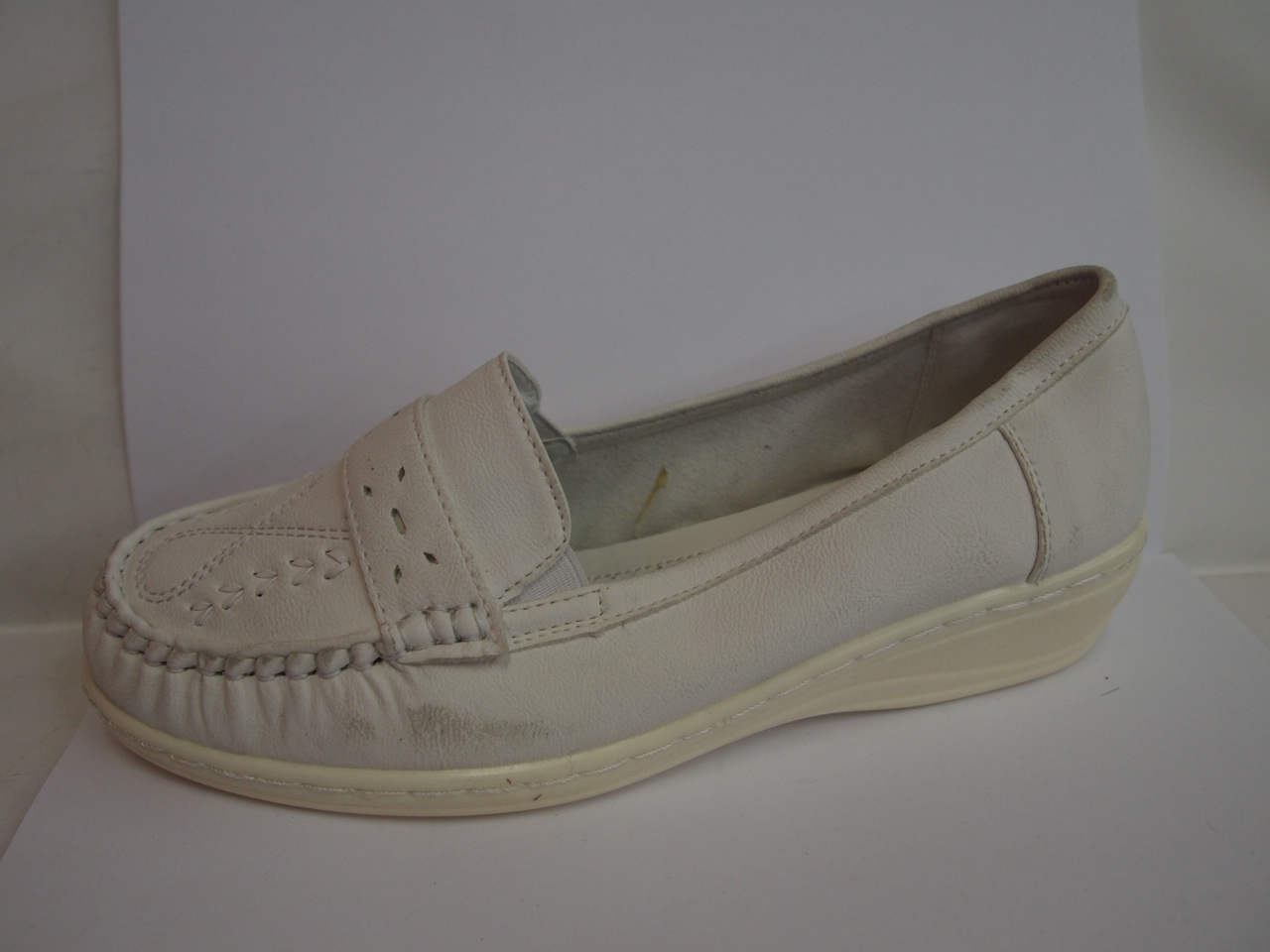 EE-10 ( SIZE 36/41 )