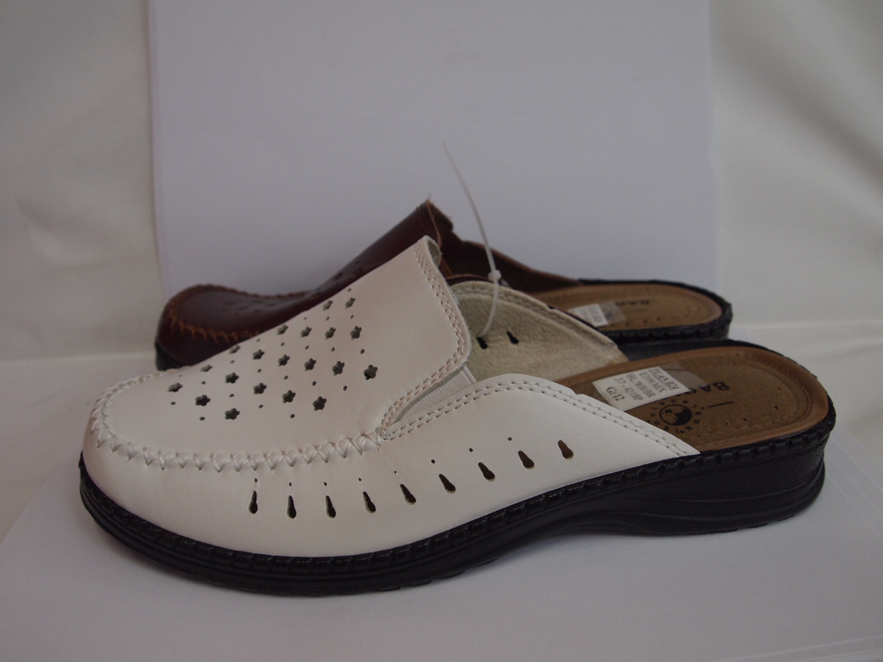 E399 ( SIZE 37/42 )