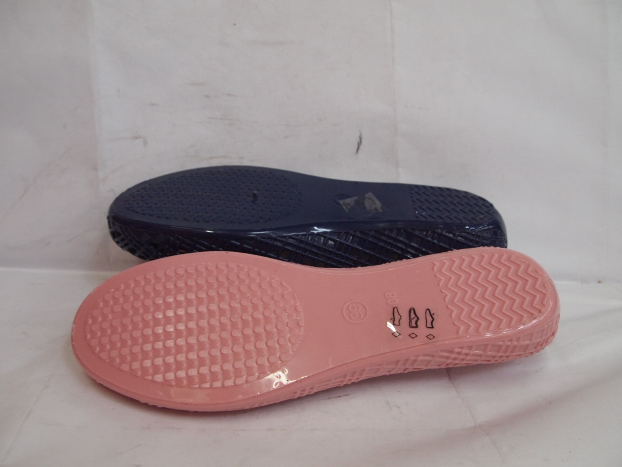 8256WT ( SIZE 37/42 )