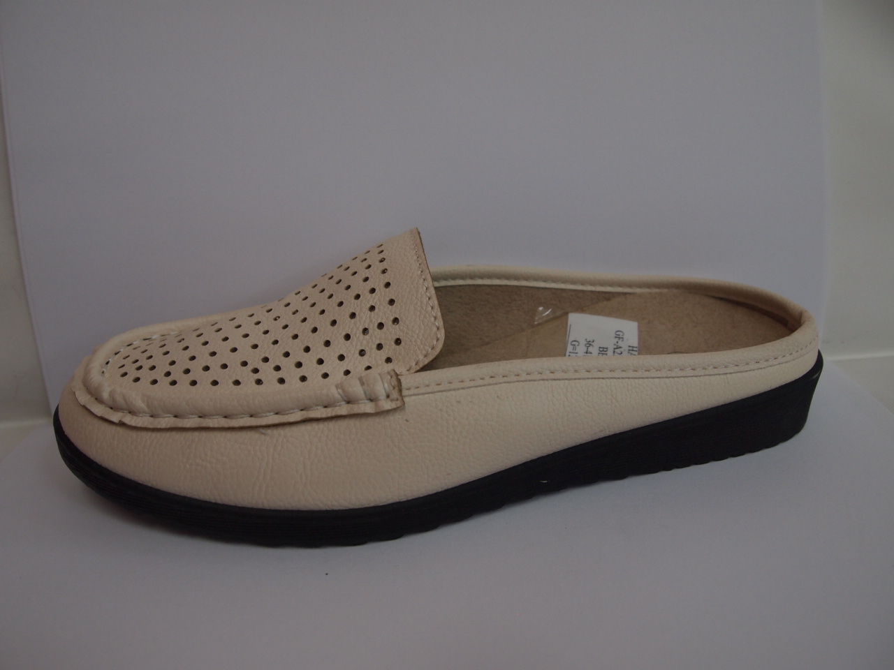 GF-A220 ( SIZE 36/41 )