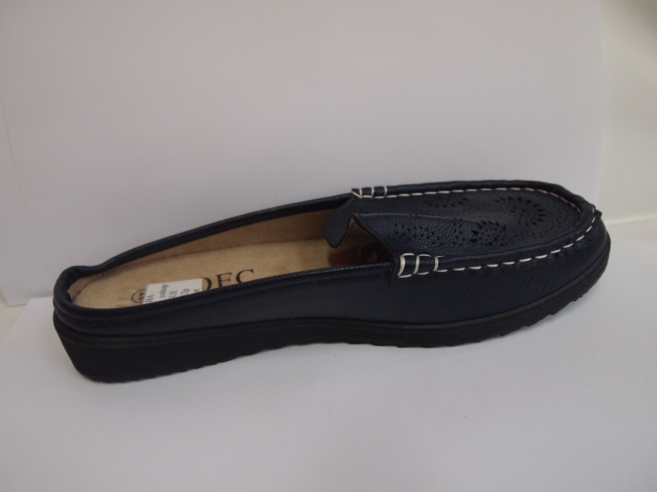 GF-A221 ( SIZE 36/41 )