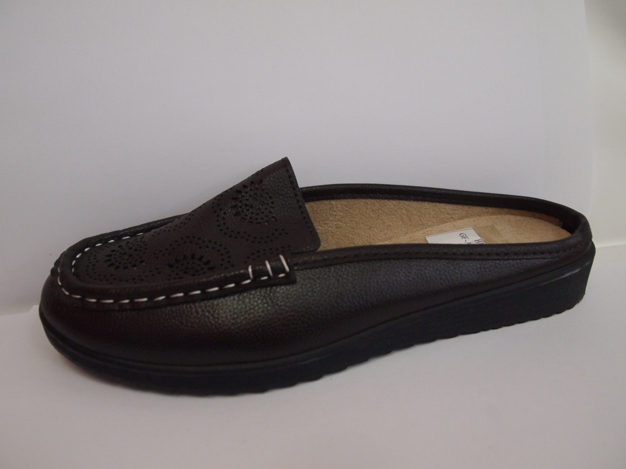 GF-A221 ( SIZE 36/41 )