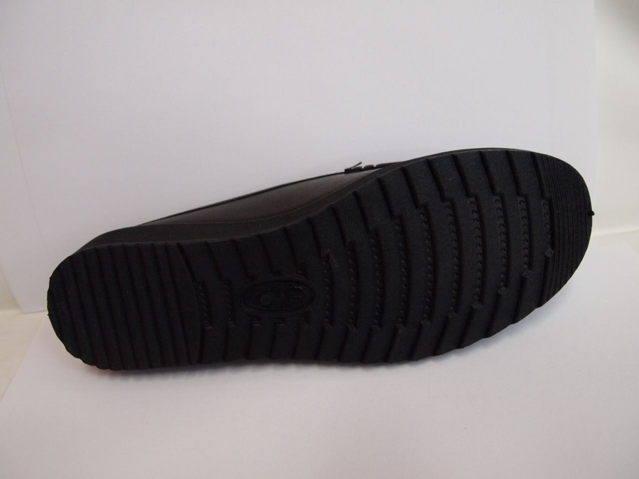 GF-A221 ( SIZE 36/41 )