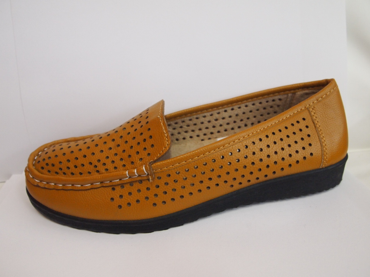 GF-A217 ( SIZE 36/41 )