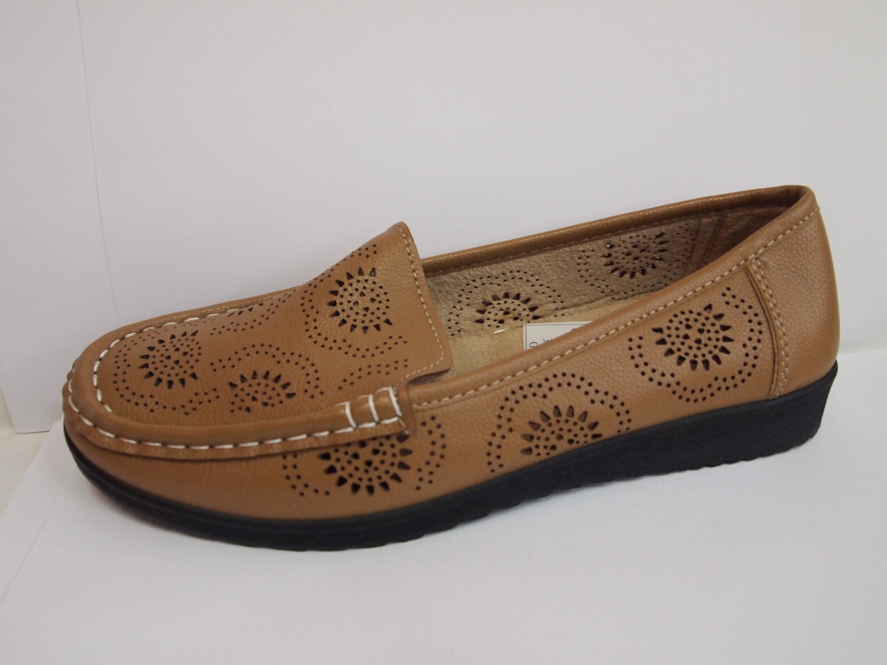 GF-A218 ( SIZE 36/41 )