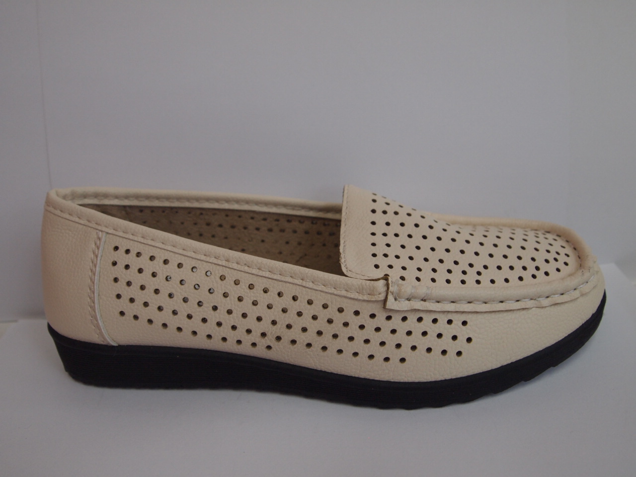 GF-A217 ( SIZE 36/41 )