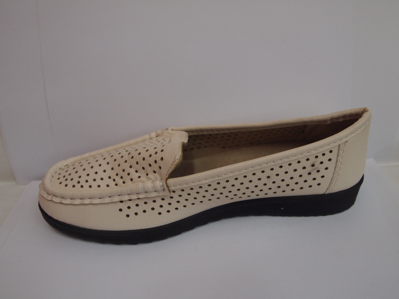 GF-A217 ( SIZE 36/41 )