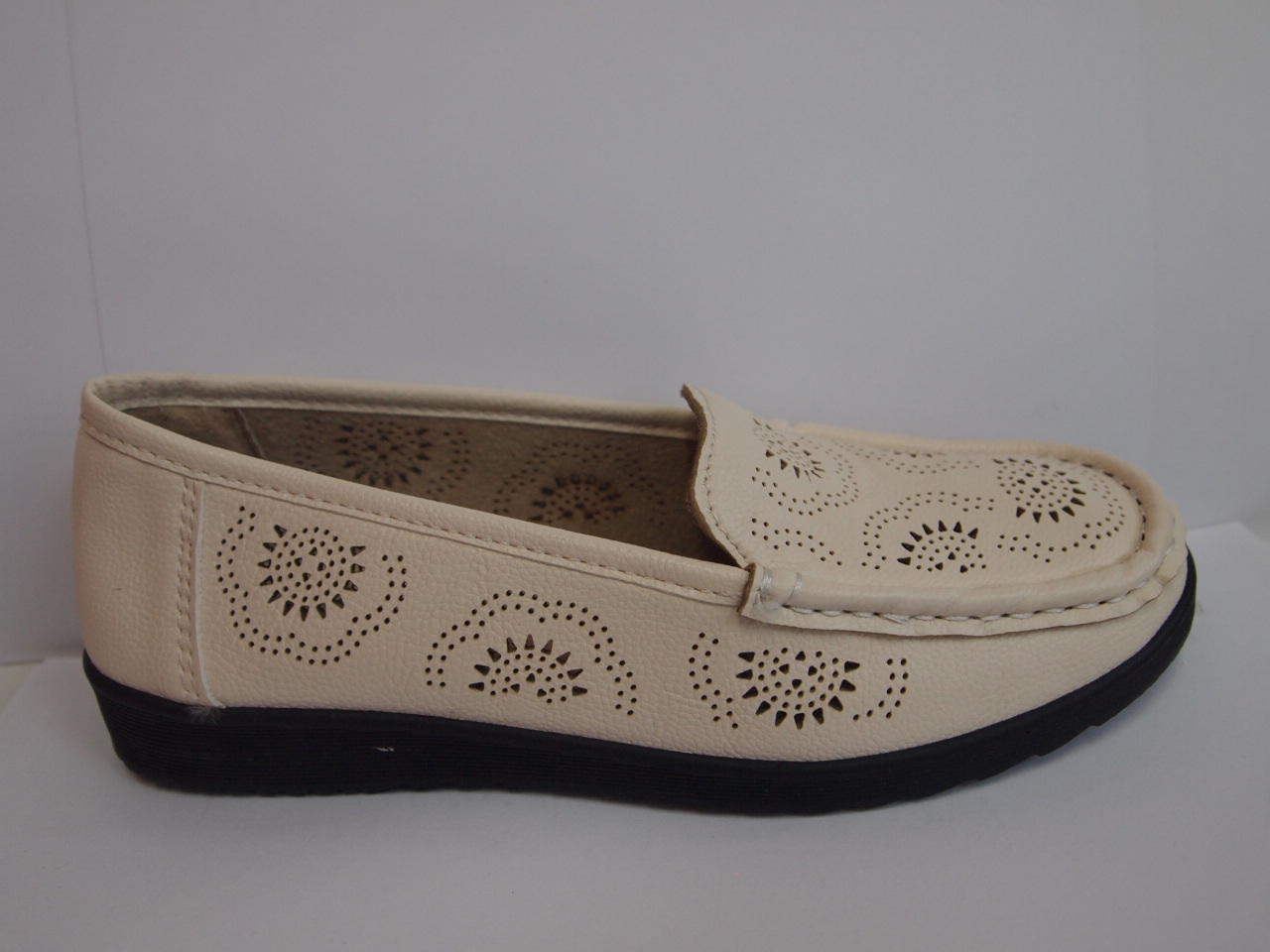 GF-A219 ( SIZE 36/41 )