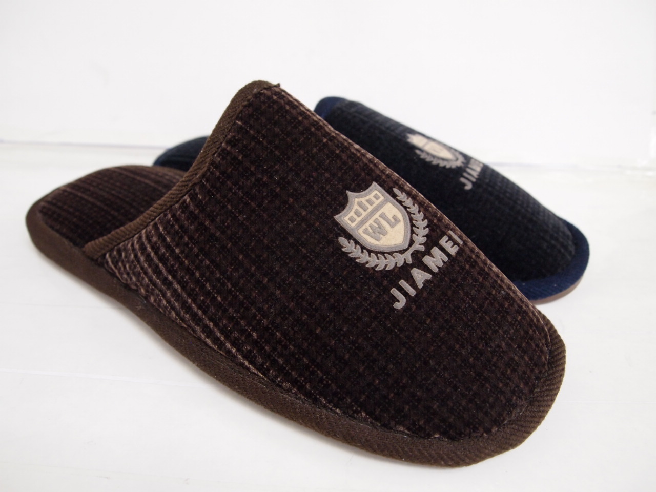 B-214 ( SIZE 36/41 )