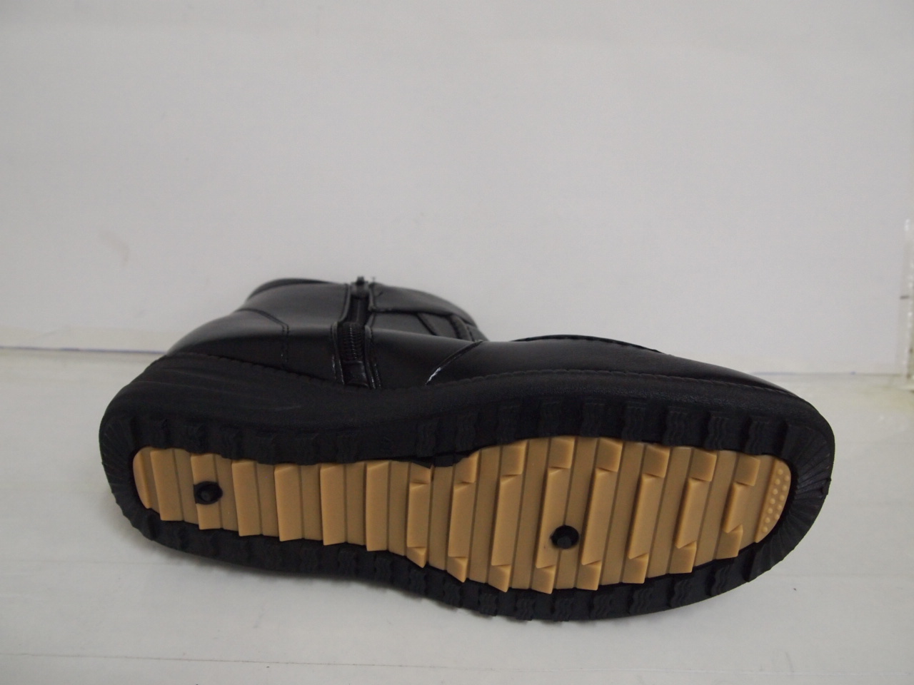 B214A ( SIZE 36/41 )