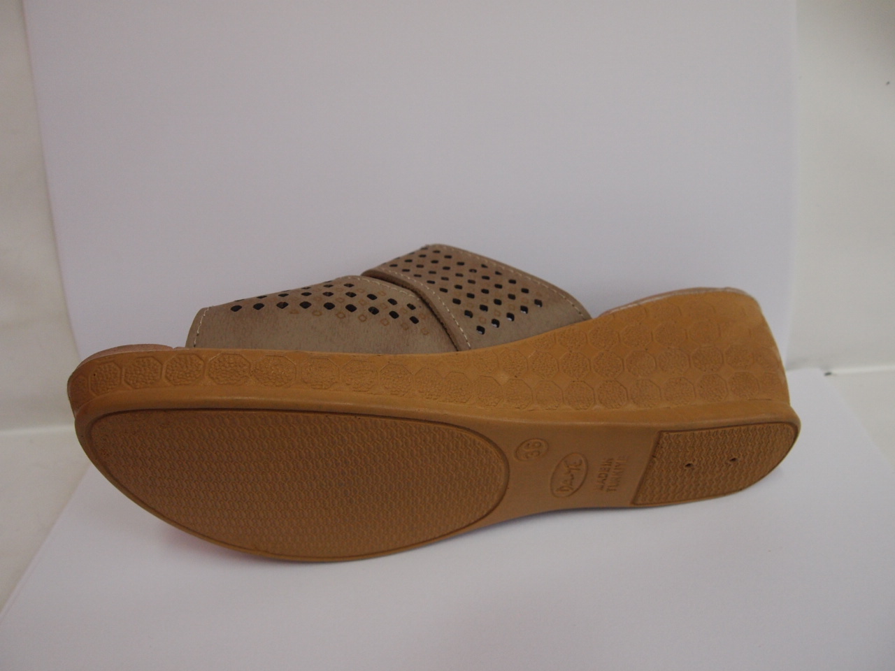 3006A ( size 36/41 )