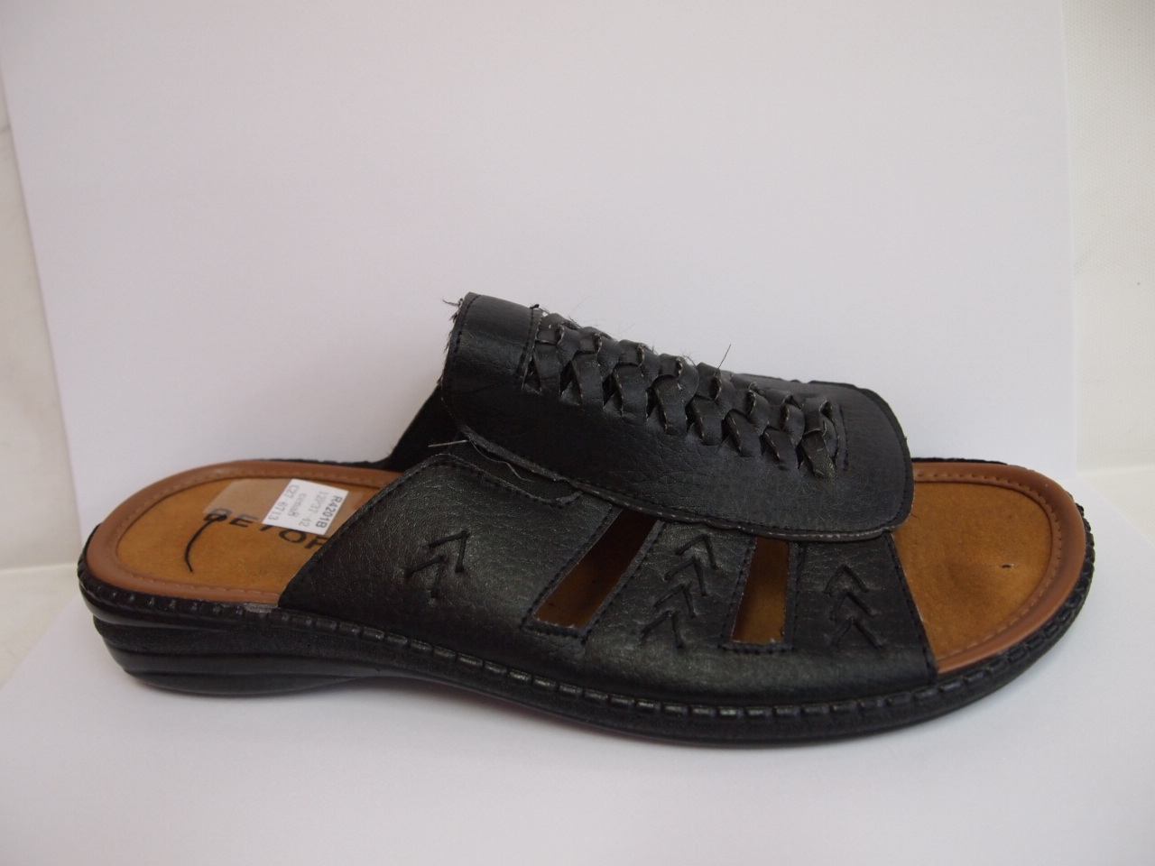 R4201B ( SIZE 37/42 )