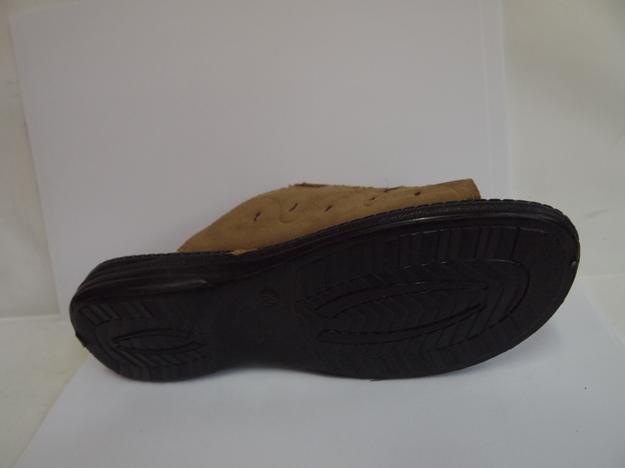 R4205F ( SIZE 37/42 )