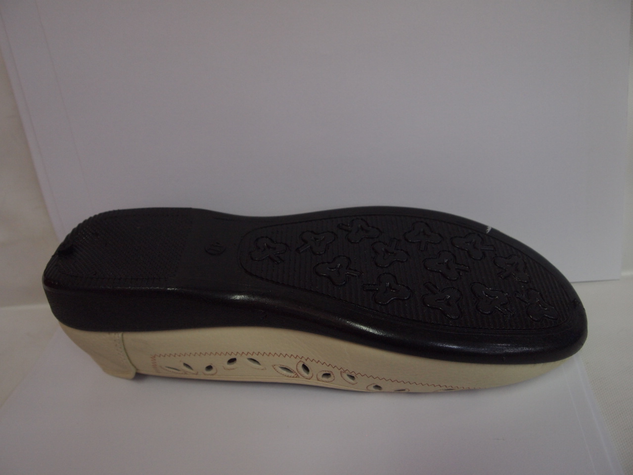 R5402C ( SIZE 37/42 )