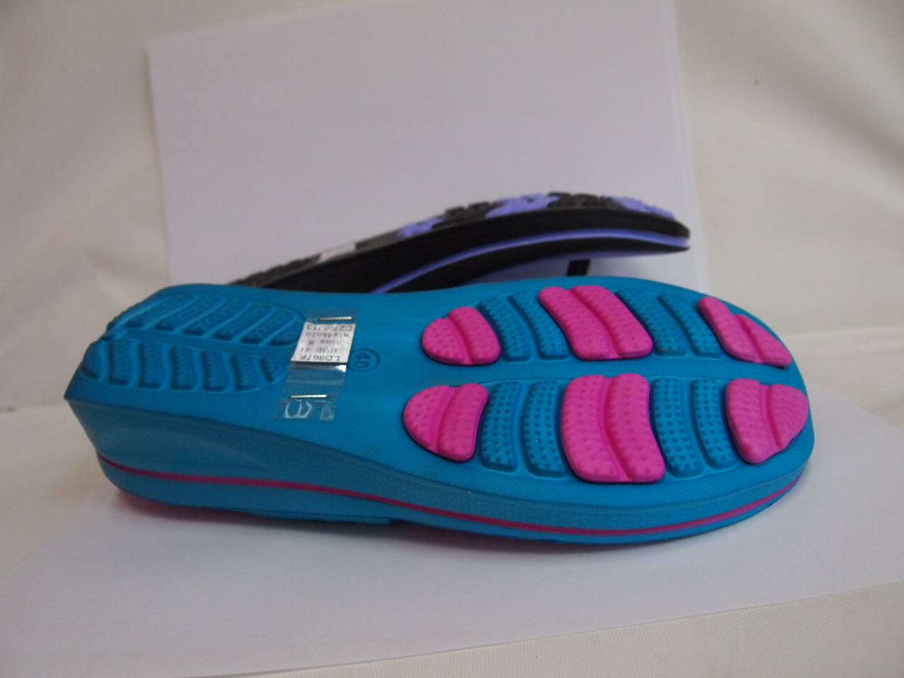 LD867F ( SIZE 36/41 )