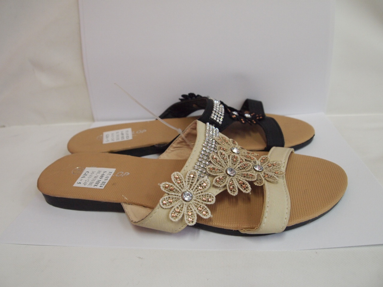 S-689 ( SIZE 36/41 )