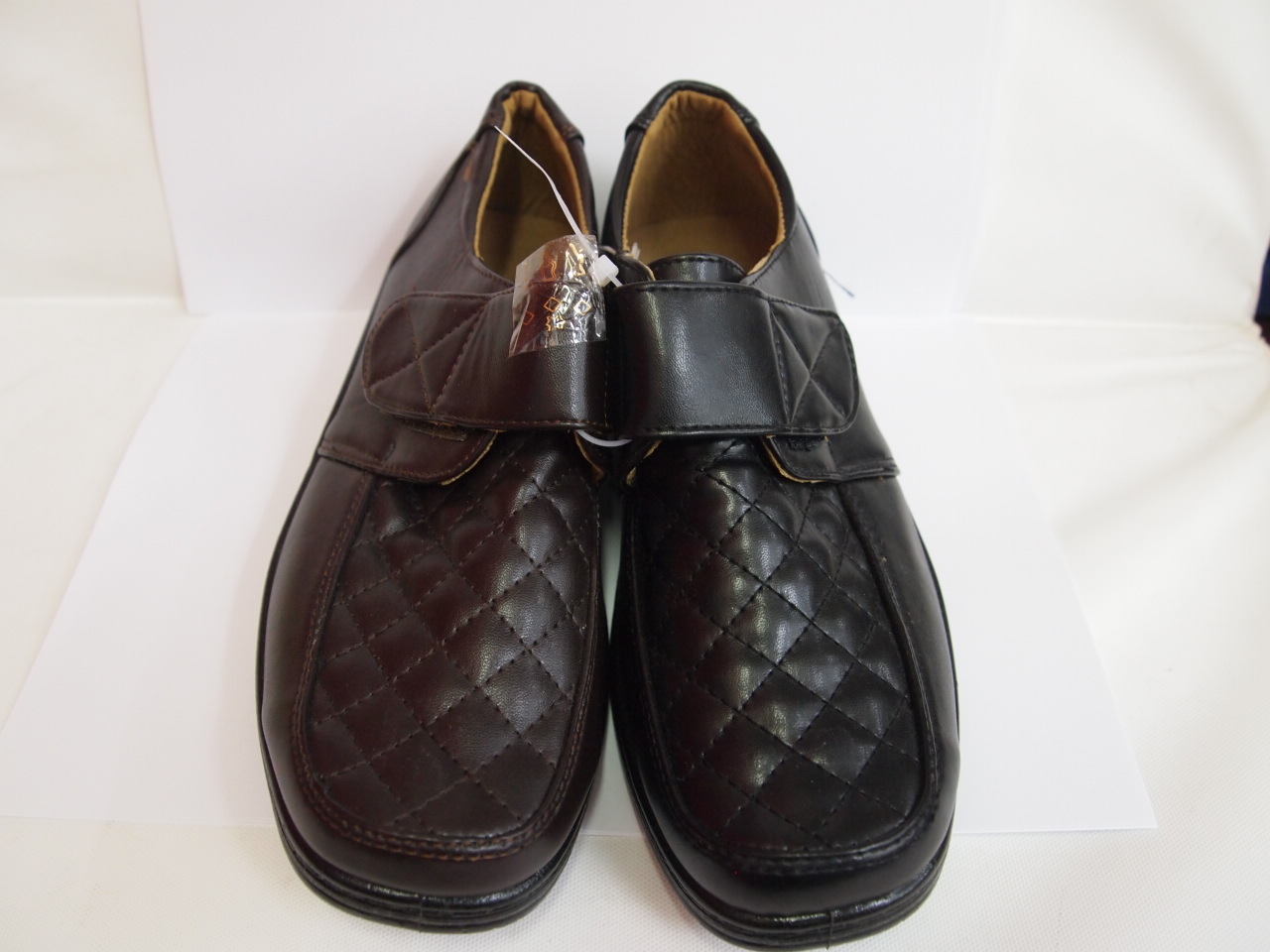 E685A ( SIZE 37/42 )