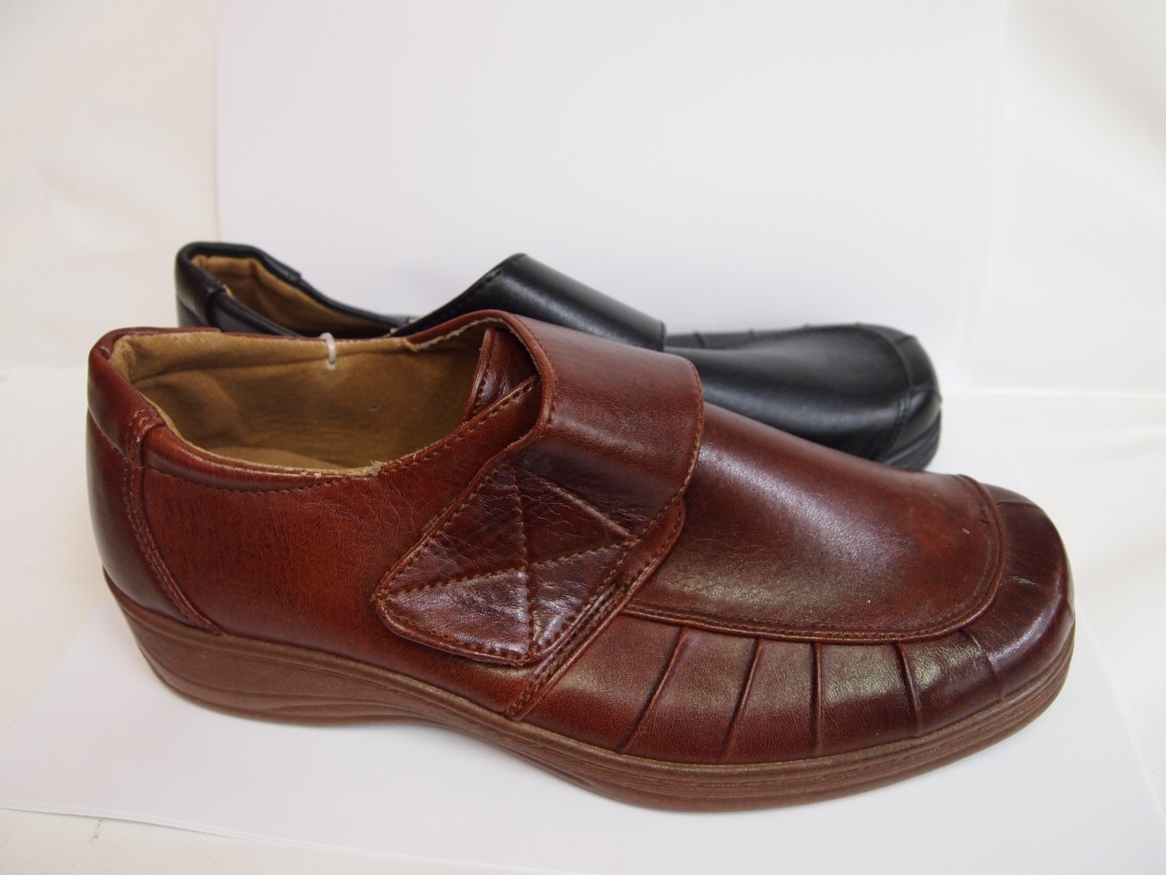 E252A ( SIZE 37/42 )