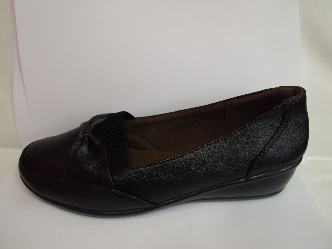 E324A ( SIZE 37/42 )