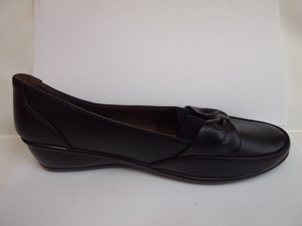 E324A ( SIZE 37/42 )