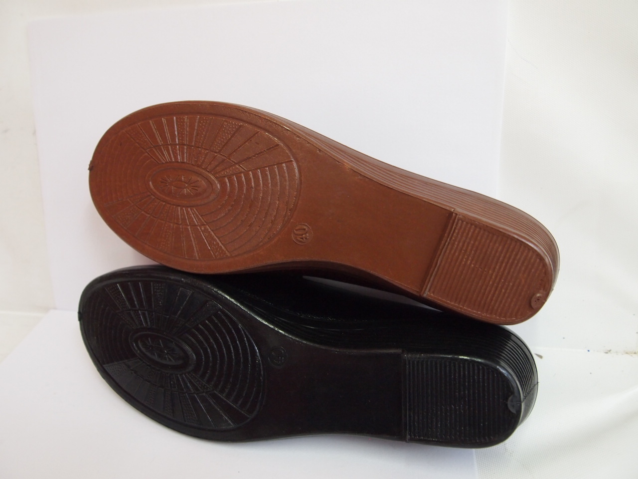 E808A ( SIZE 37/42 )