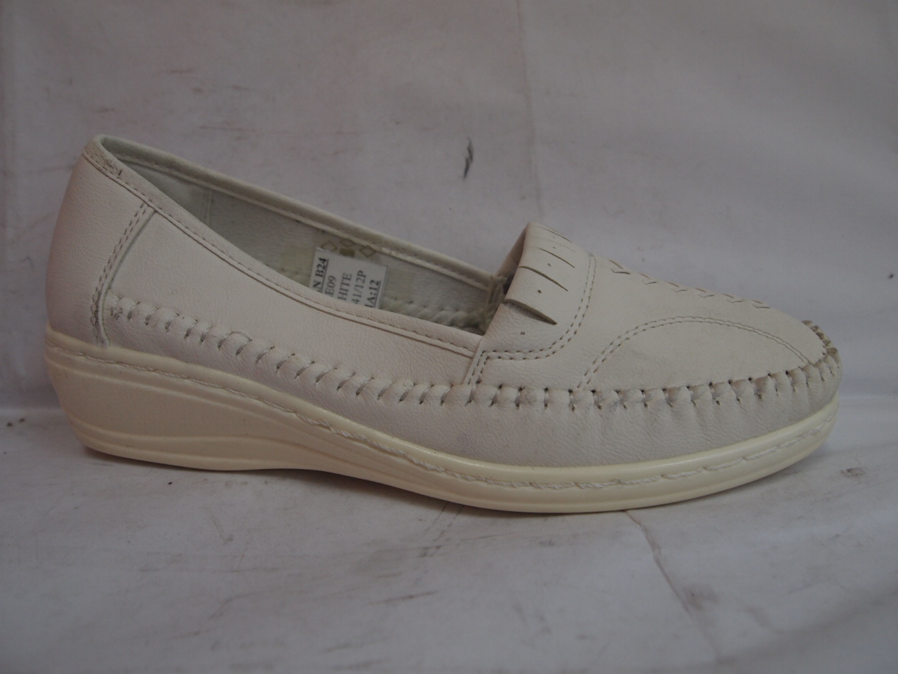 1688 ( size 42/47 )