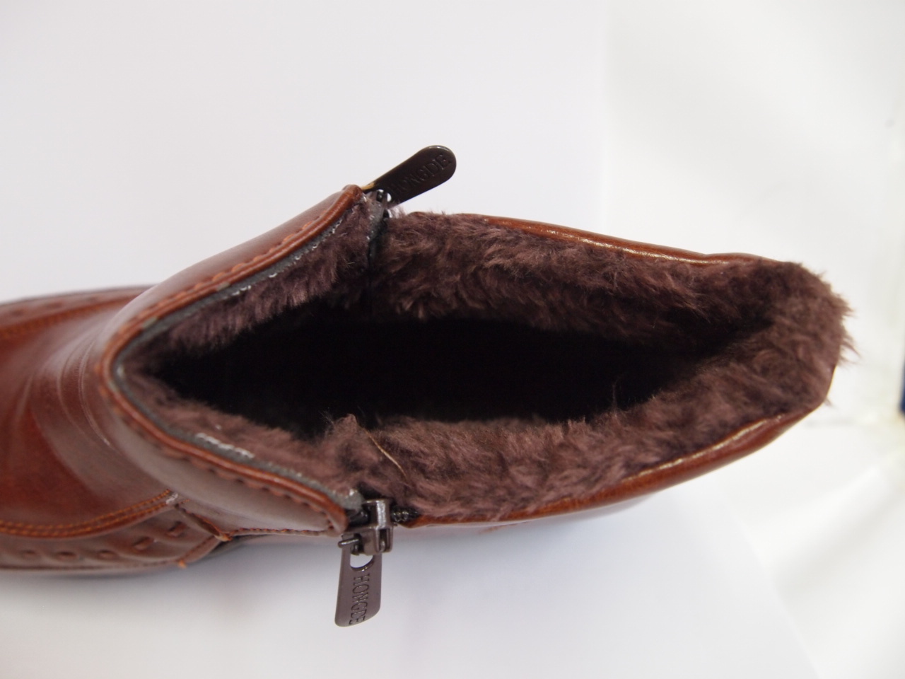 R303F ( SIZE 37/42 )