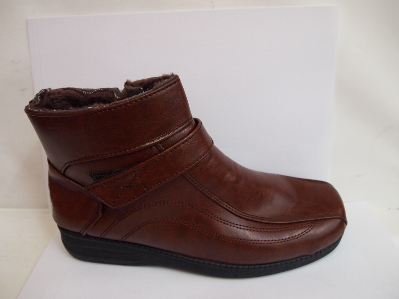 R315F ( SIZE 37/42 )