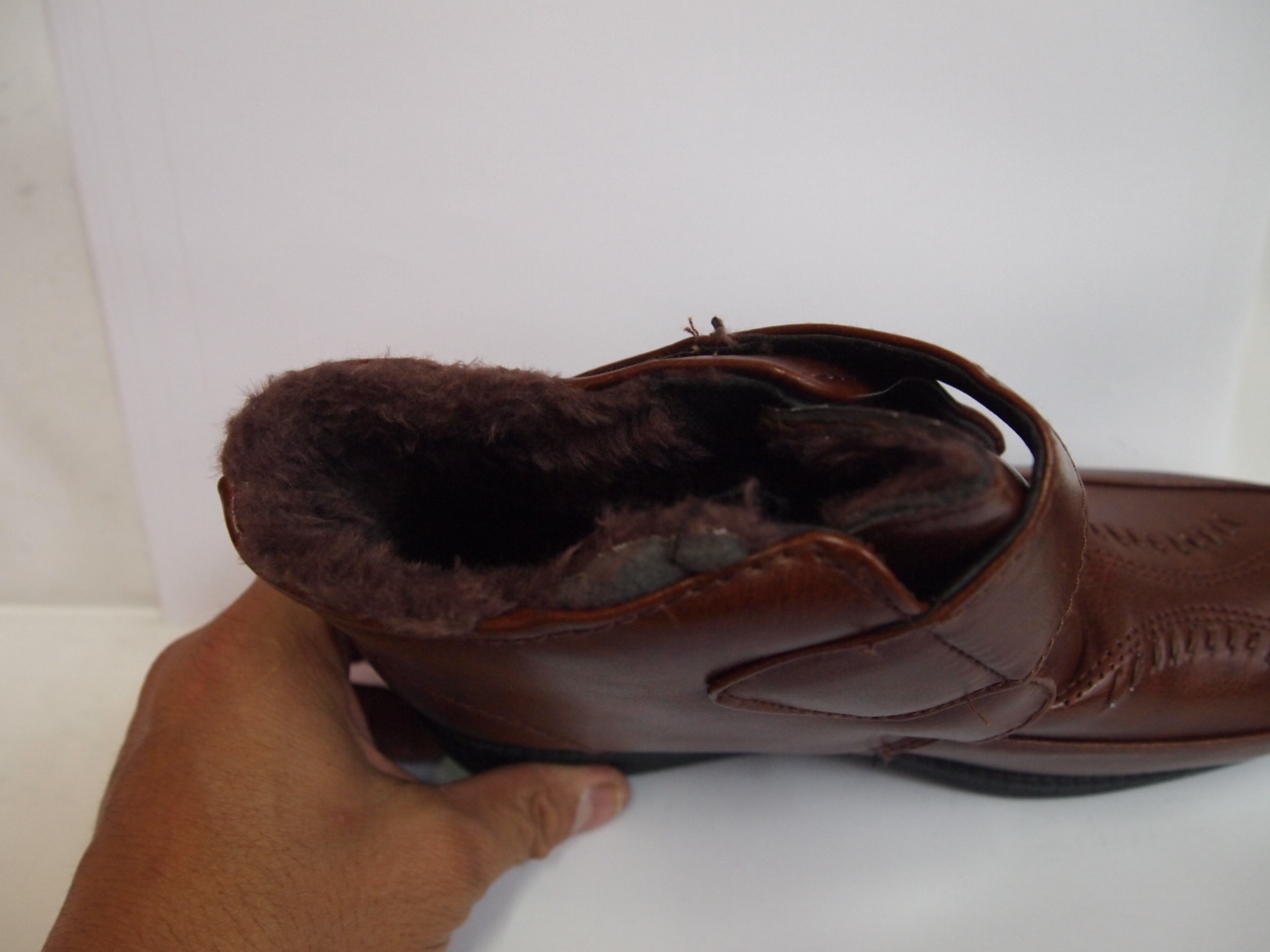 R311F ( SIZE 37/42 )