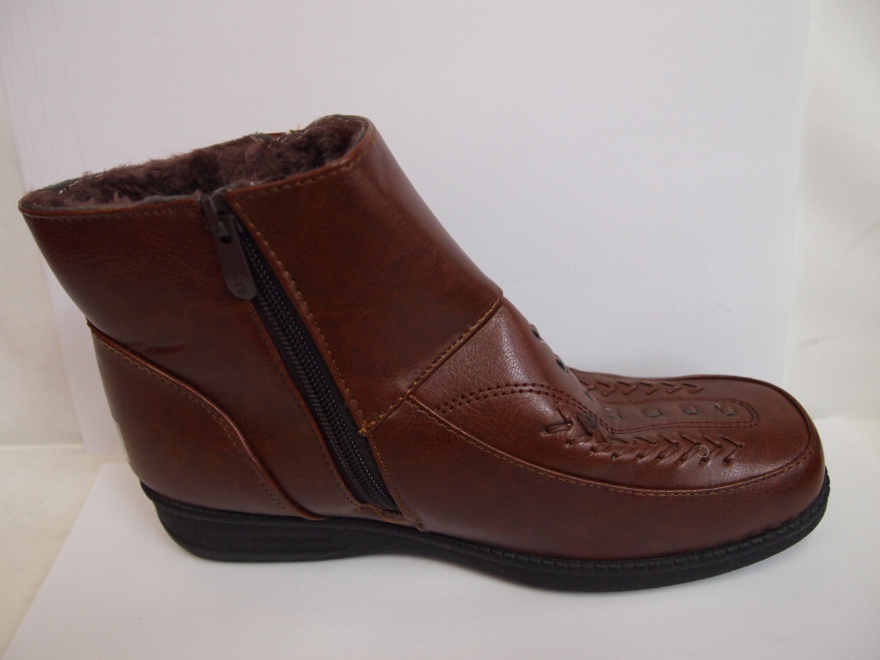 R304F ( SIZE 37/42 )