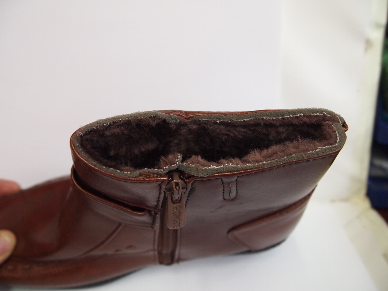 R312F ( SIZE 37/42 )