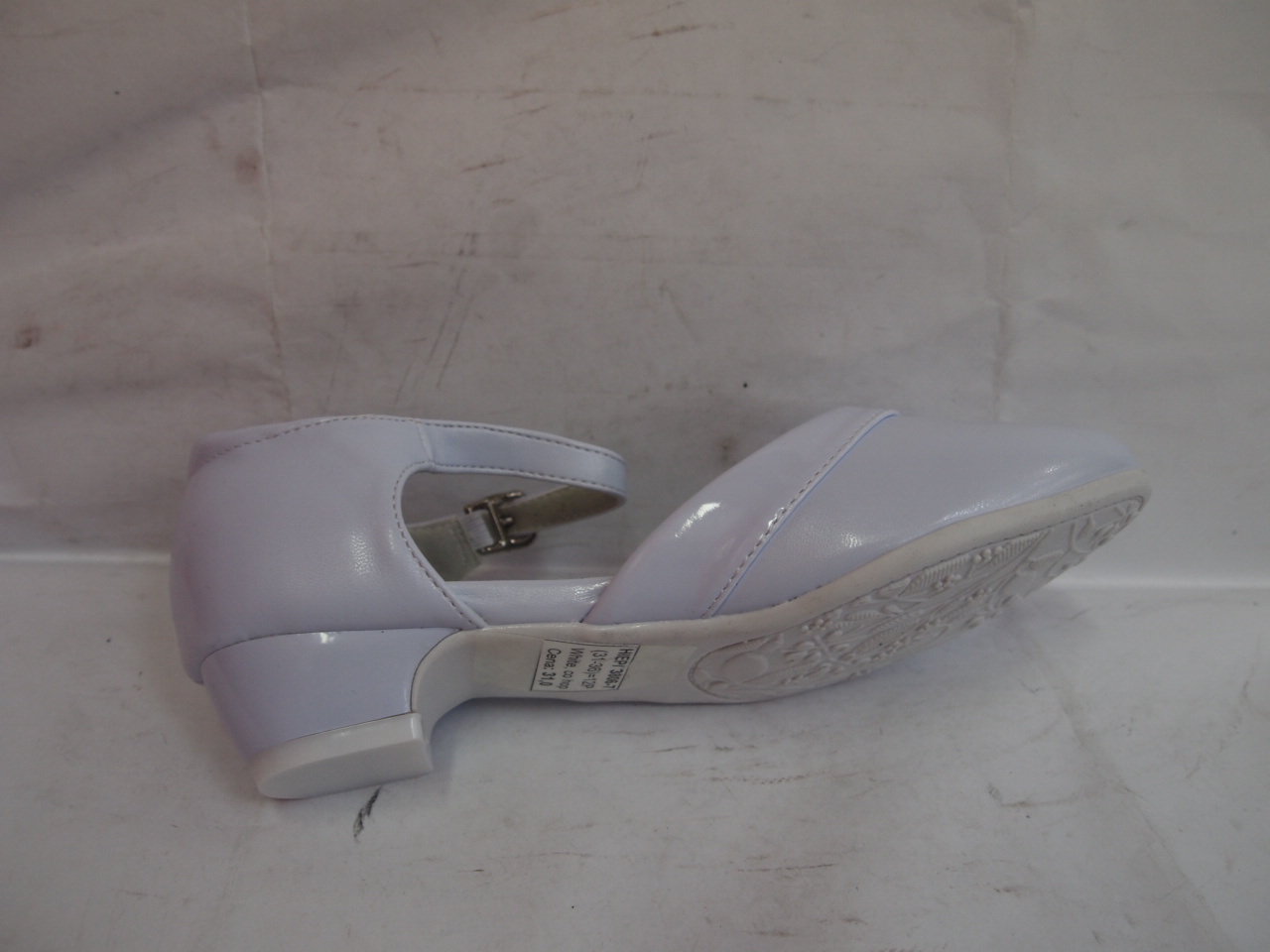 R9010F ( SIZE 37/42 )