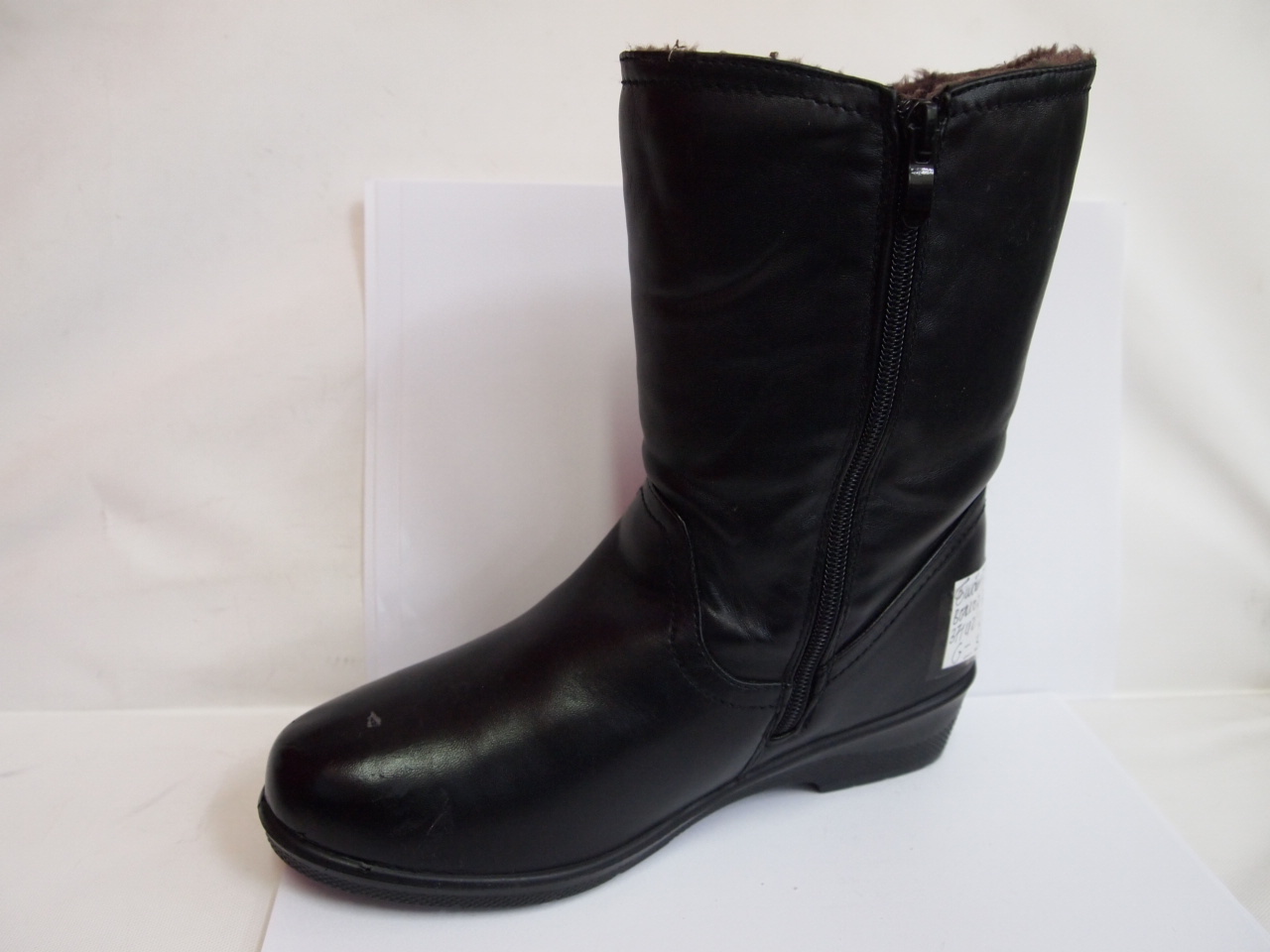 B01107 (SIZE 37/42 )