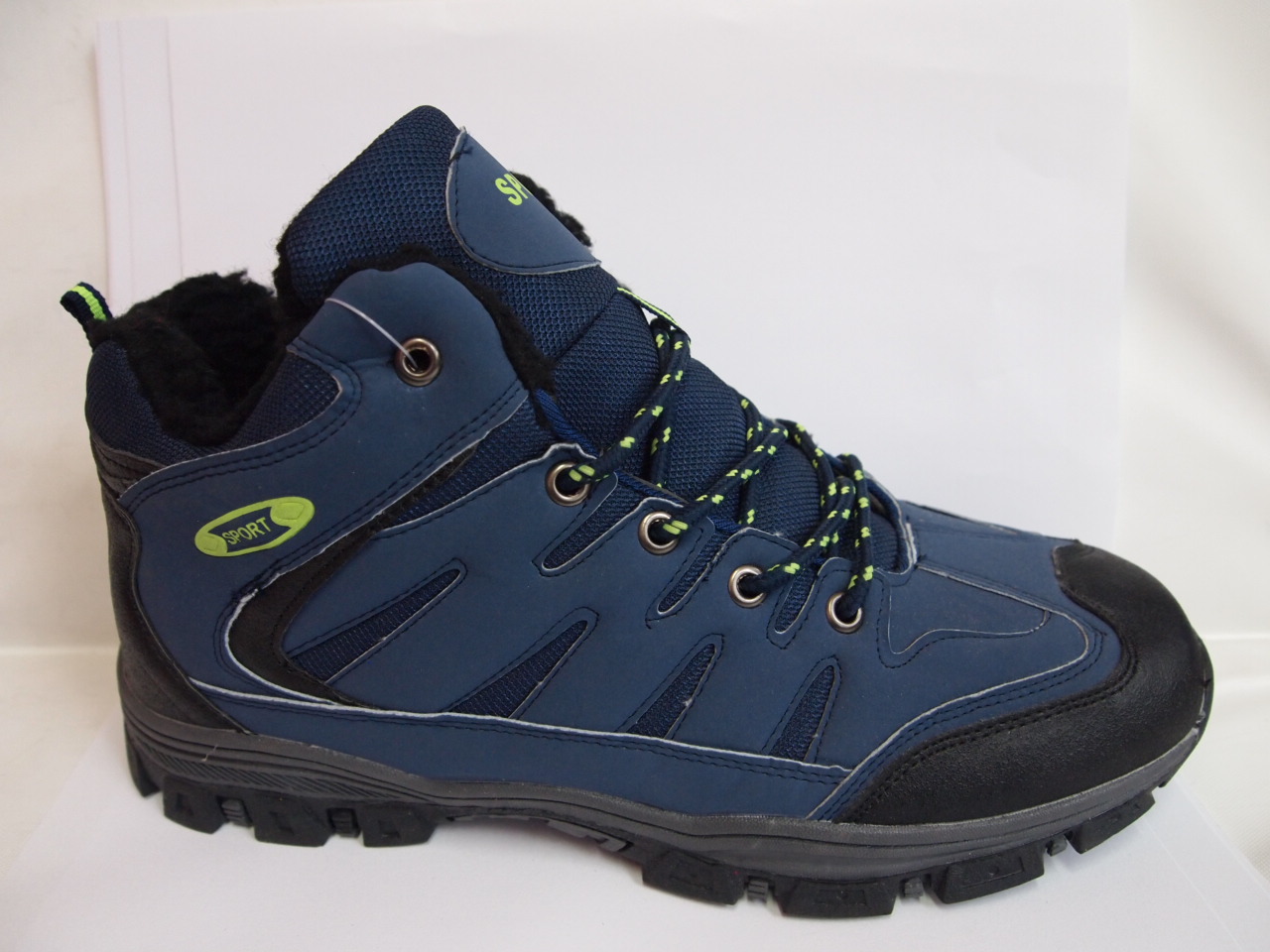 M005C ( size 41/46 )