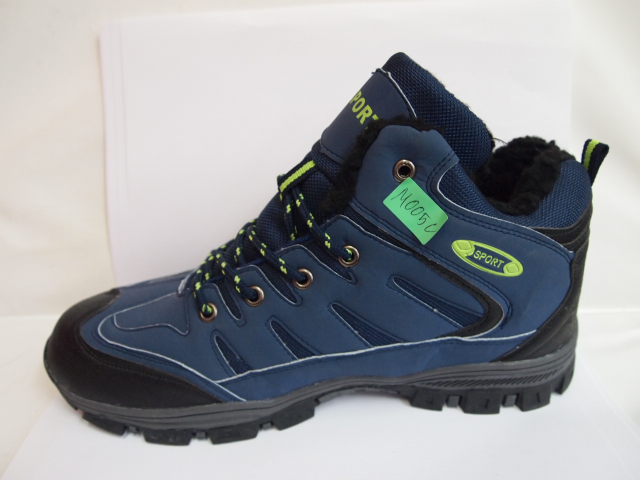 M005C ( size 41/46 )
