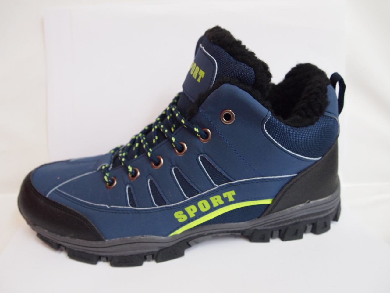 M006C ( size 41/46 )