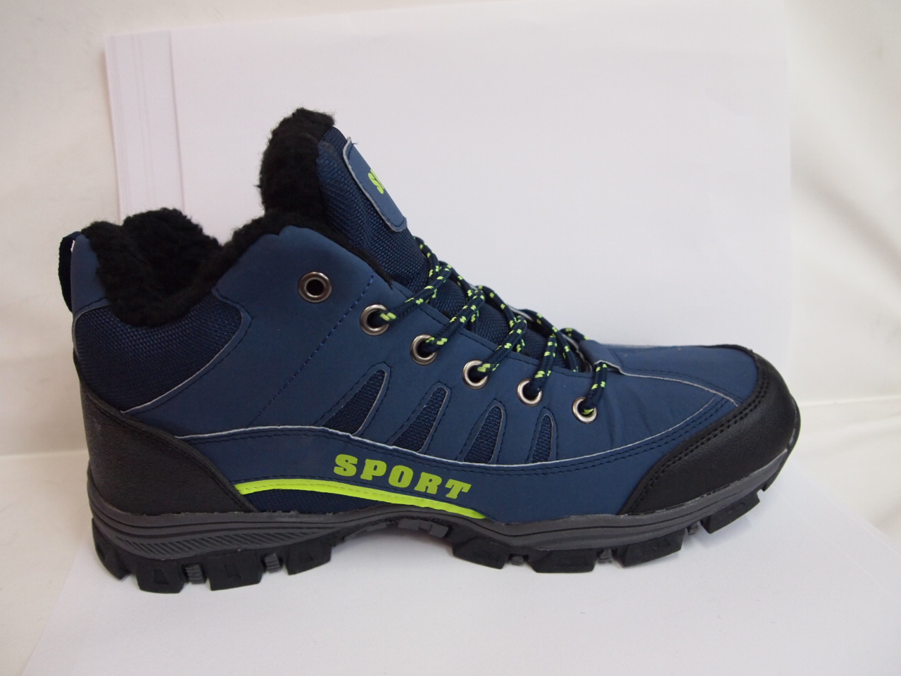 M006C ( size 41/46 )