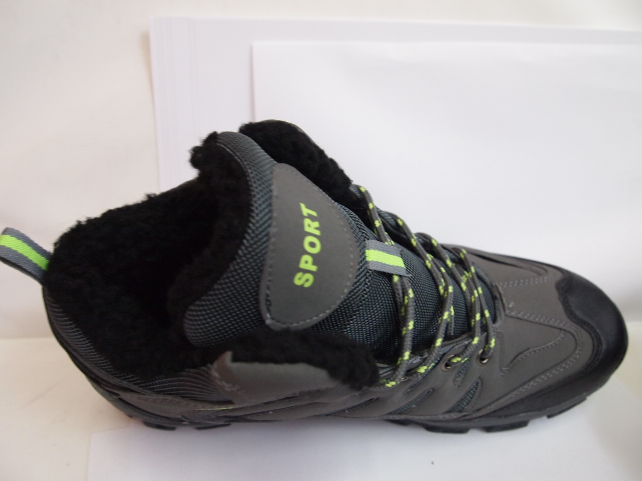 M006B ( size 41/46 )