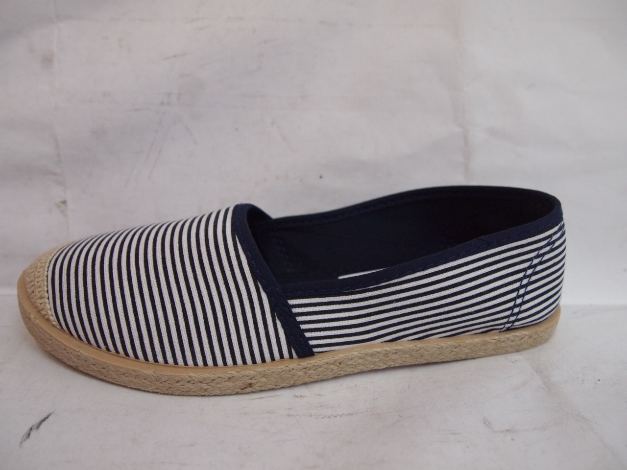 M1001 BK ( SIZE 37/42 )