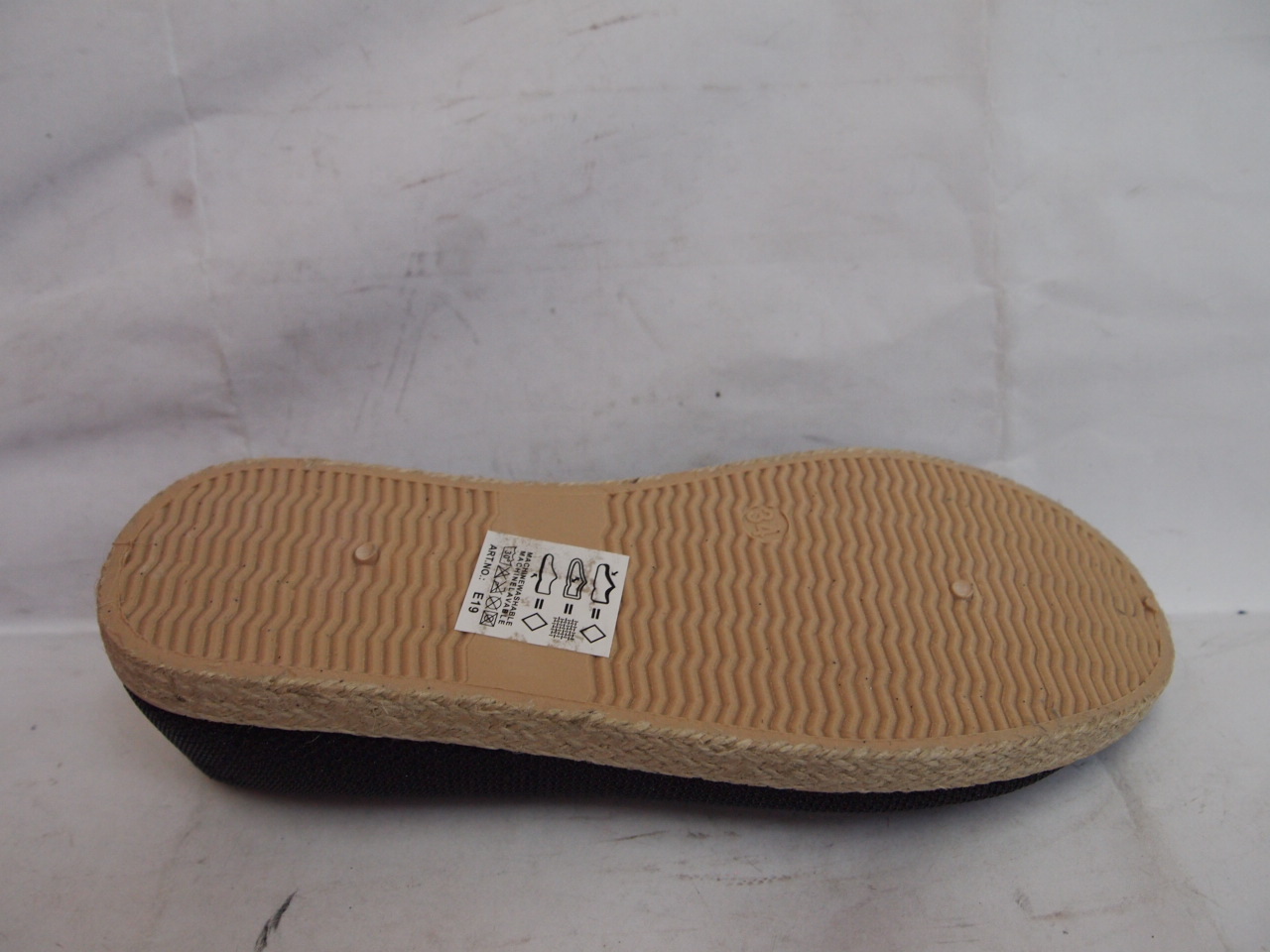 M8118 CA ( SIZE 36/41 )