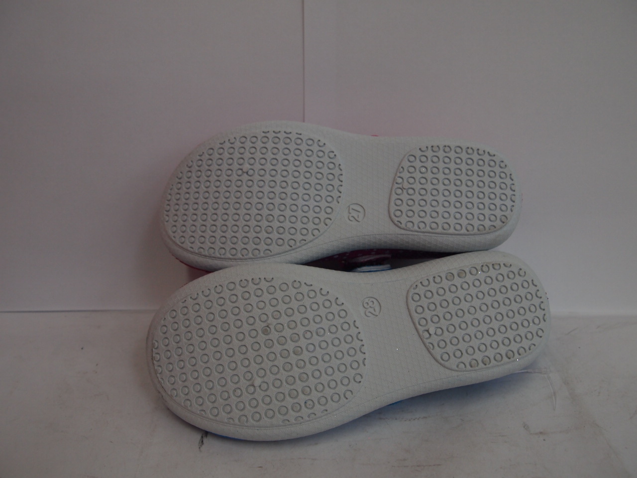 8-6722 ( SIZE 36/41 )