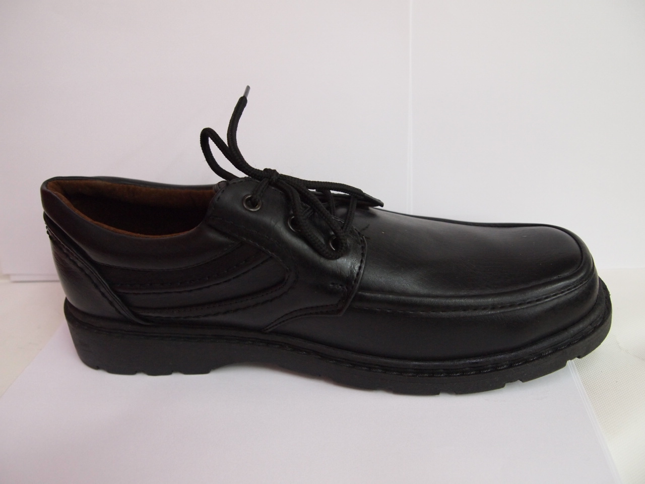 ZC823 ( SIZE 41/46 )